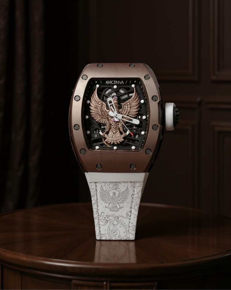 Luxury Sisi